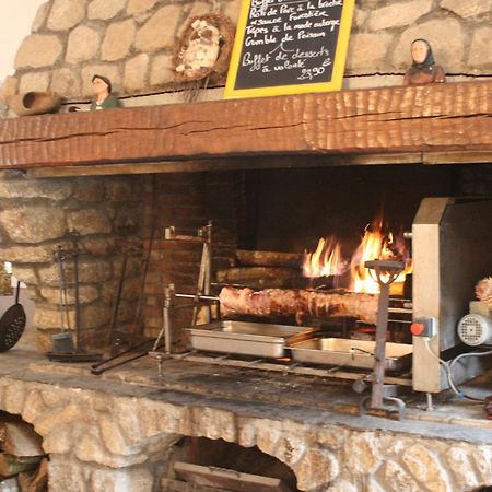 Logis Hotel Restaurant Auberge De L'Espinouse Fraisse-sur-Agout Buitenkant foto